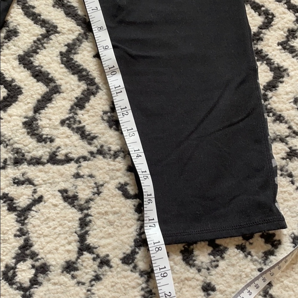 Fabletics Workout Capris - image 6
